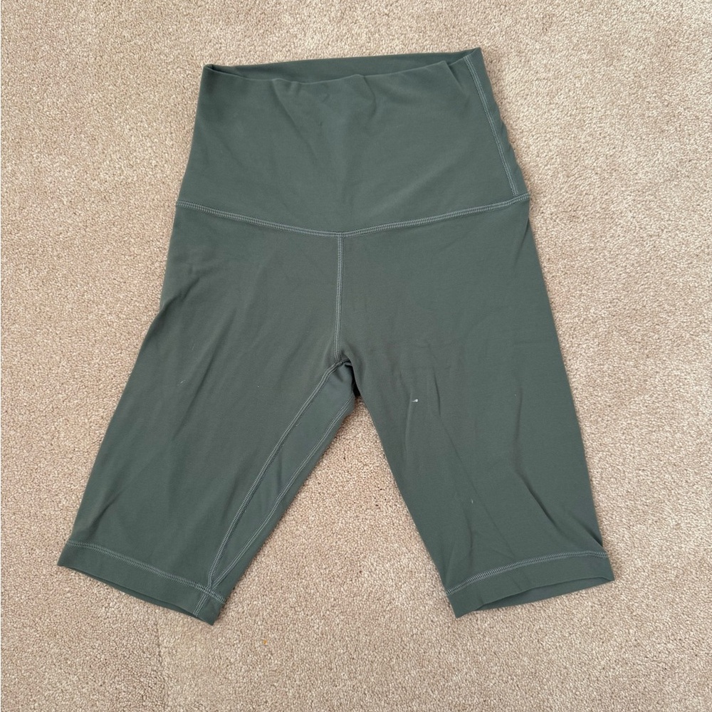 Lululemon 10” Inseam Super High Rise Biker Shorts - Picture 3 of 5